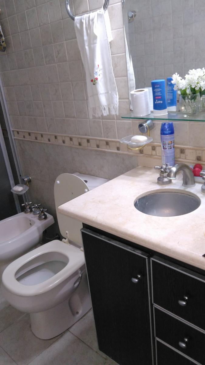 VENTA OPORTUNIDAD Bº Los Hornos LA PLATA, 2 dor, 5 ambientes escucha ofertas efvo. — foto 7