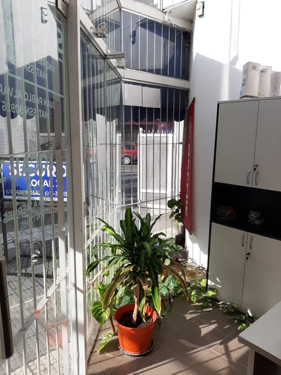 Local Comercial en Ubicación Estratégica ¡Alta Visibilidad y Potencial — foto 10