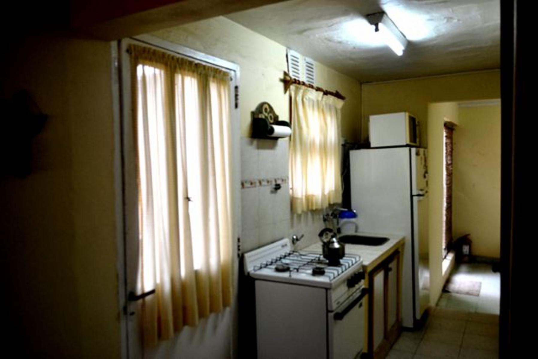CASA CON DEPARTAMENTO PRÓXIMA AL CENTRO DE CLAROMECO — foto 8