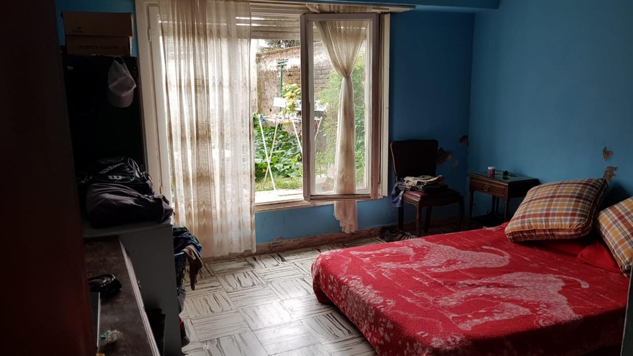 SE VENDE CASA con LOCAL y DEPARTAMENTO — foto 4