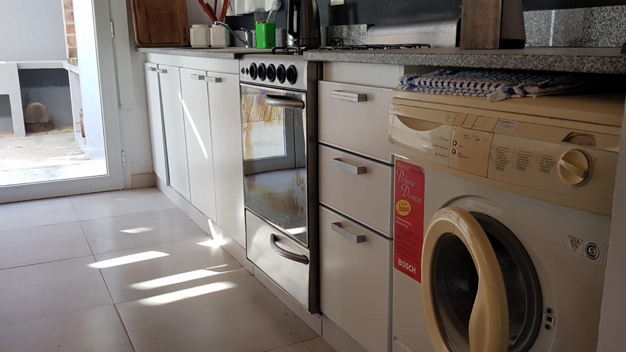 SE VENDE CASA IMPECABLE EN CLAROMECO — foto 11