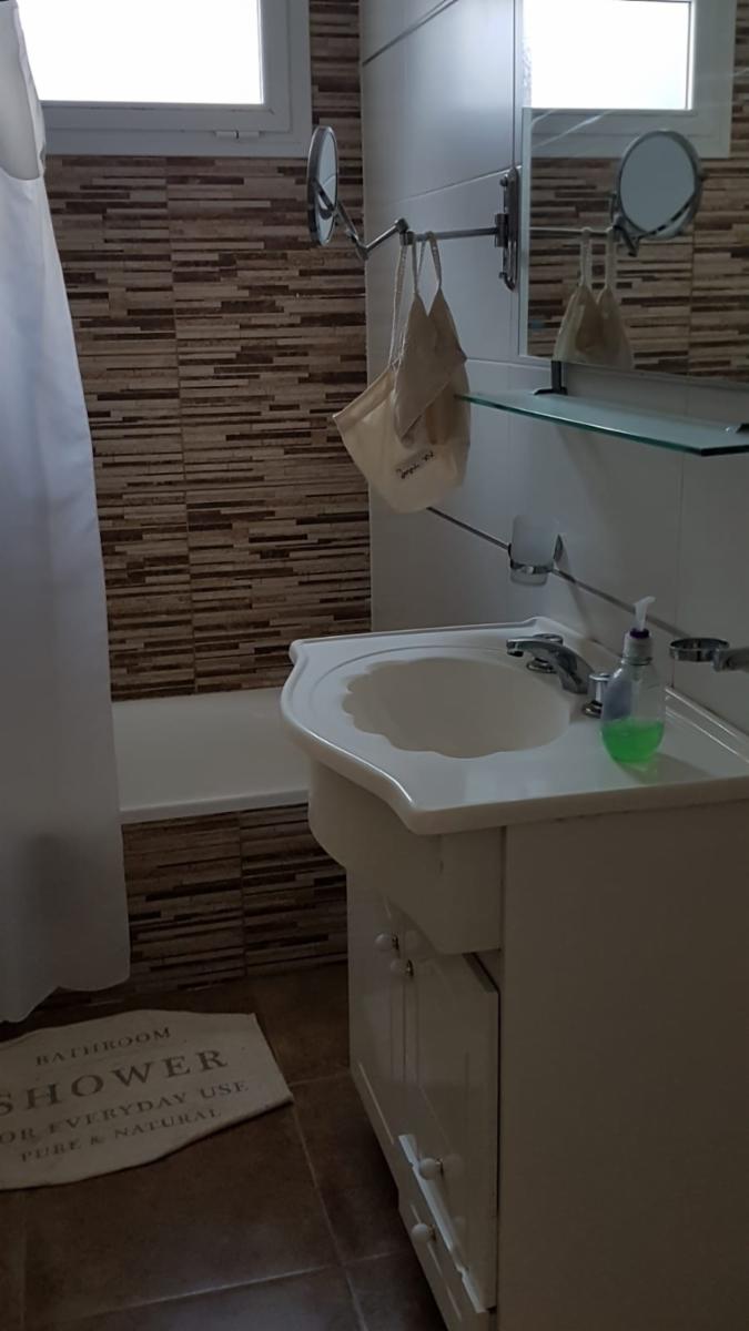SE VENDE CASA IMPECABLE EN CLAROMECO — foto 12