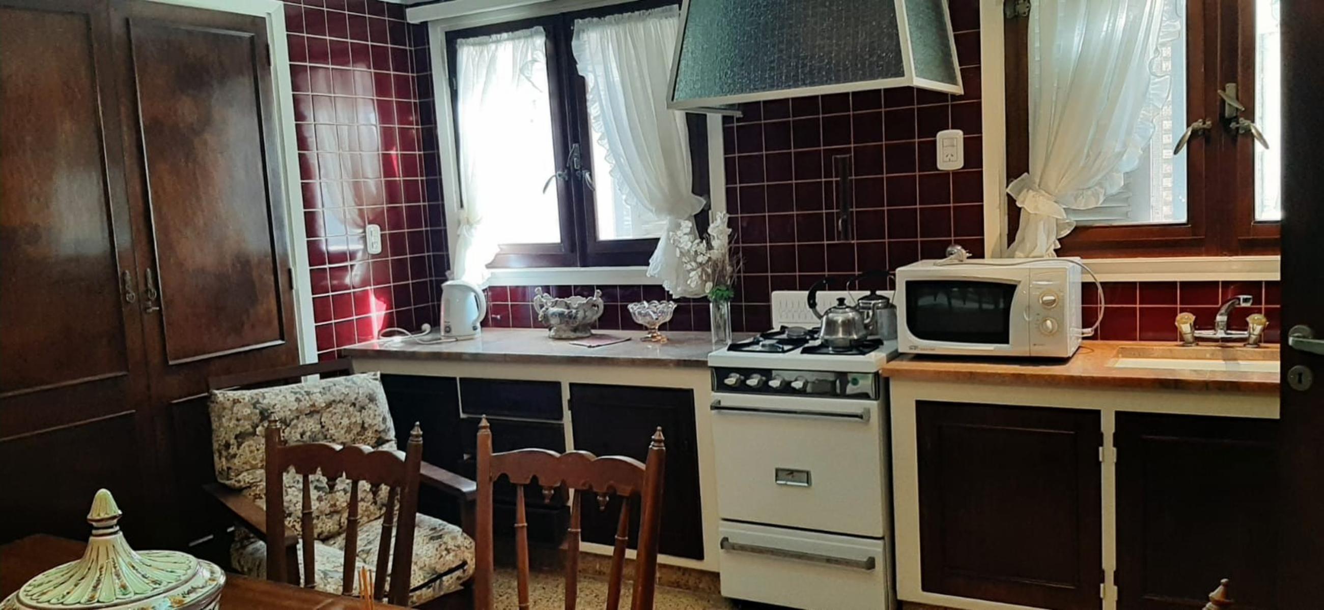 SE VENDE IMPORTANTE CASA 3 DORMITORIOS — foto 4