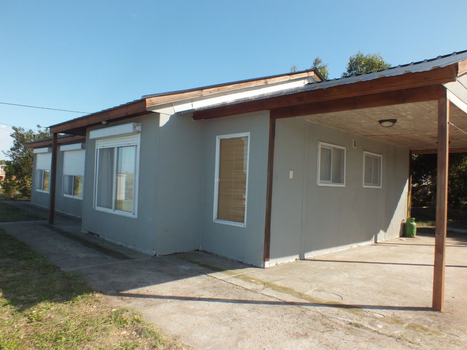SE VENDE CASA en RETA sobre LOTE de 2000m2 — foto 3