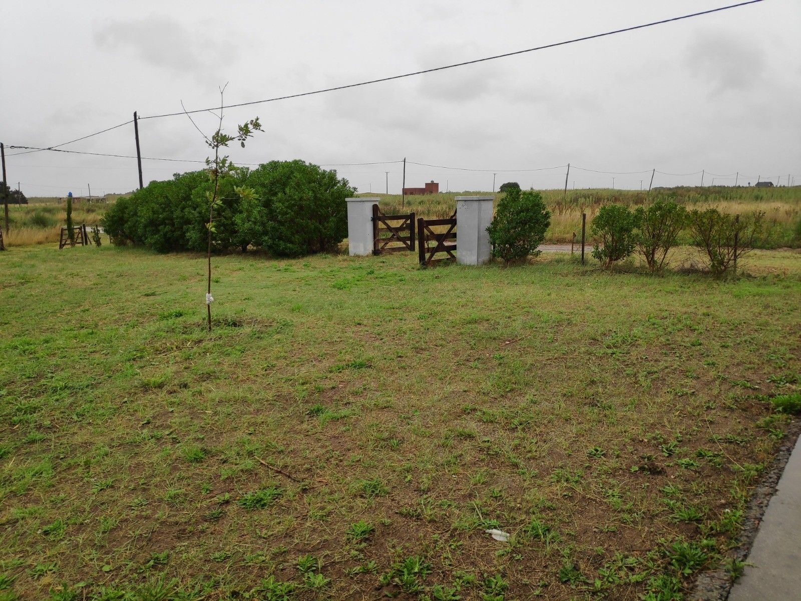 SE VENDE CASA en RETA sobre LOTE de 2000m2 — foto 4
