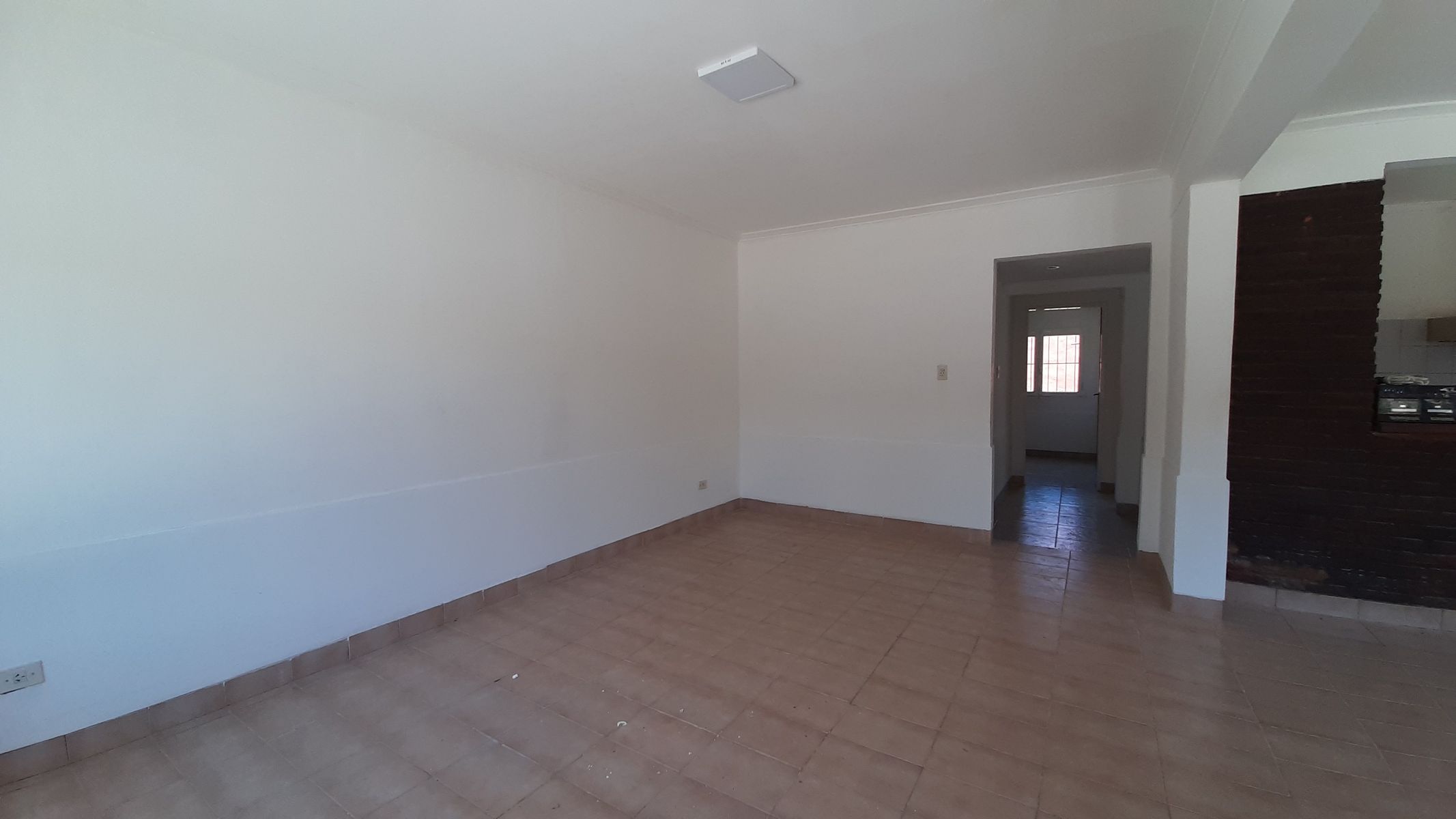SE VENDE CASA en BRANDSEN 1200 — foto 2