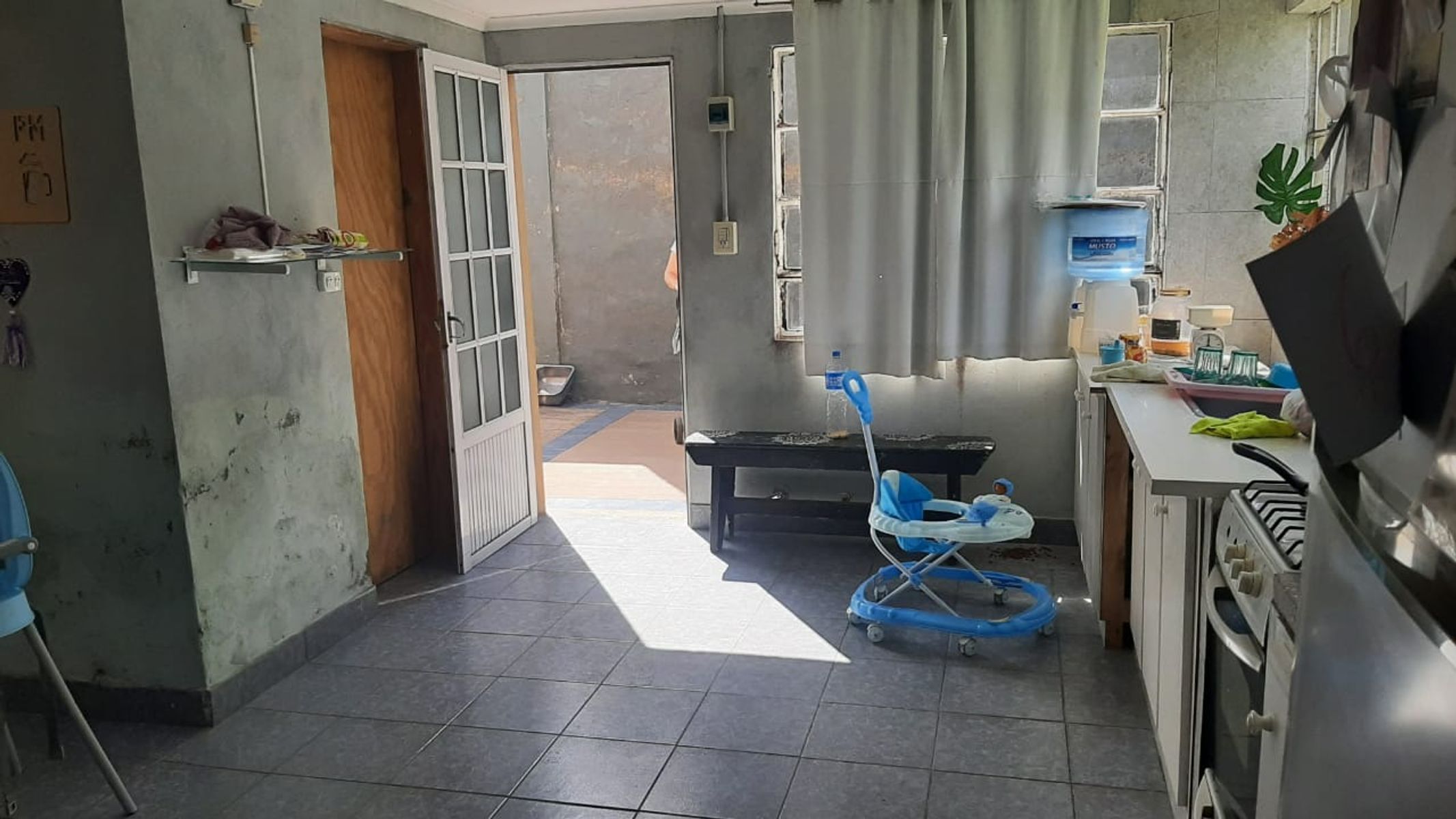 SE VENDE CASA 12 DE OCTUBRE 300 con QUINCHO — foto 8