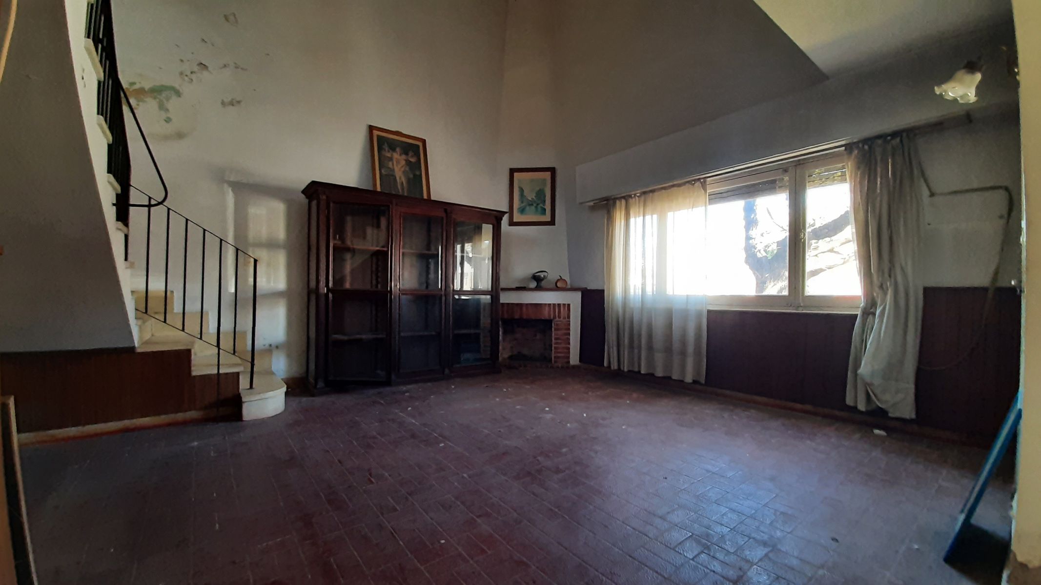 SE VENDE CASA sobre VELEZ SARSFIELD casi BELGRANO — foto 5
