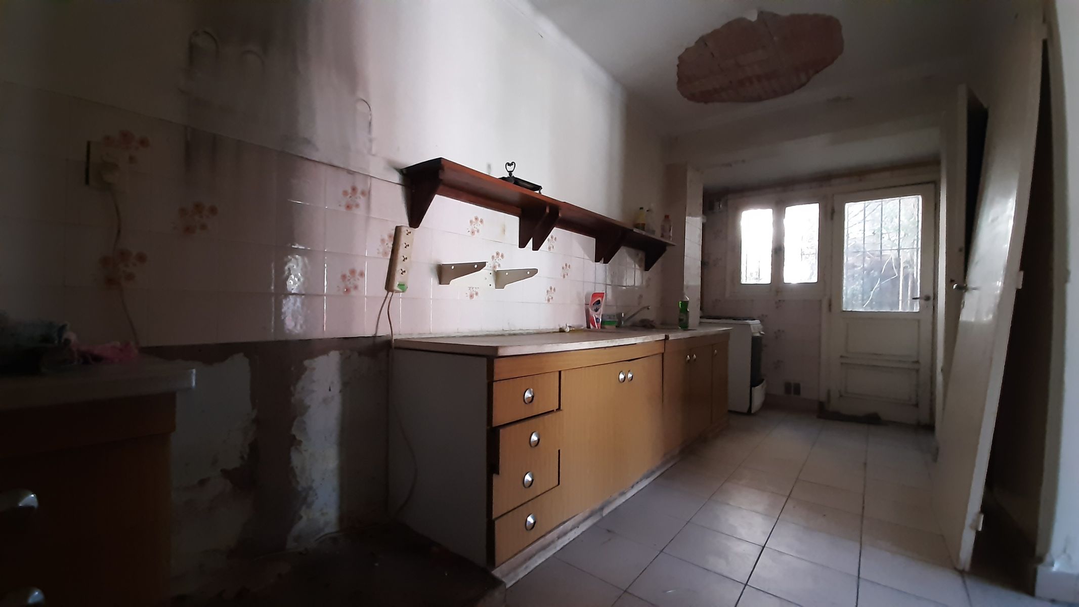 SE VENDE CASA sobre VELEZ SARSFIELD casi BELGRANO — foto 10
