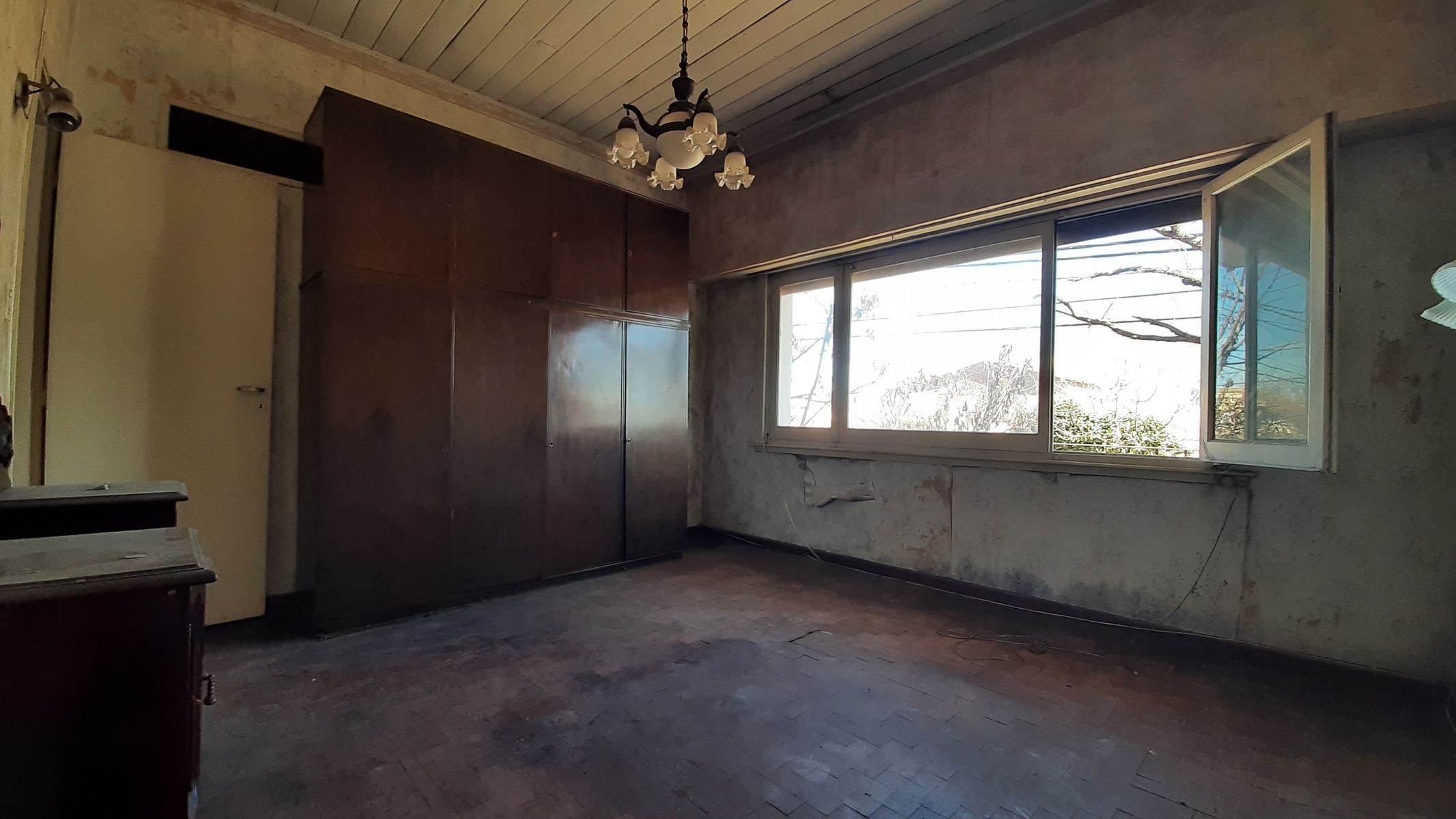 SE VENDE CASA sobre VELEZ SARSFIELD casi BELGRANO — foto 14