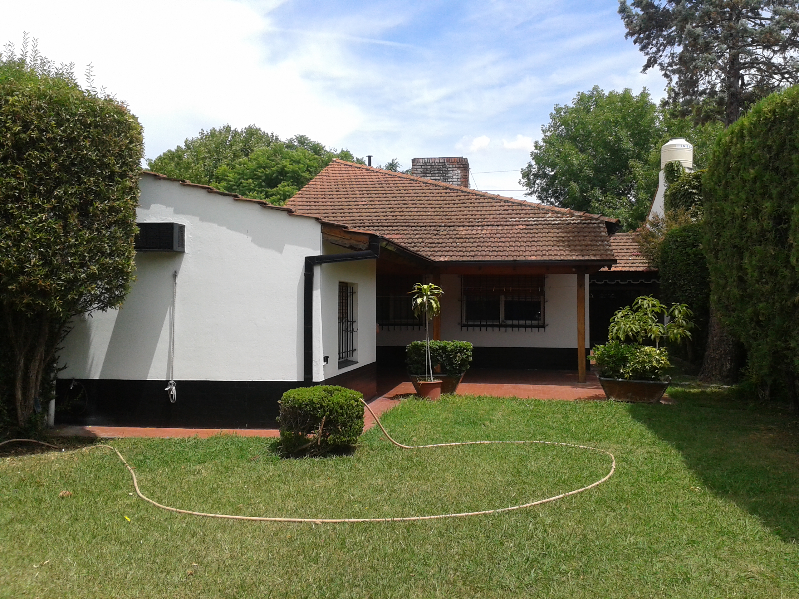 Hurlingham: Hermosa propiedad en Parque Quirno. Apto crédito — foto 2