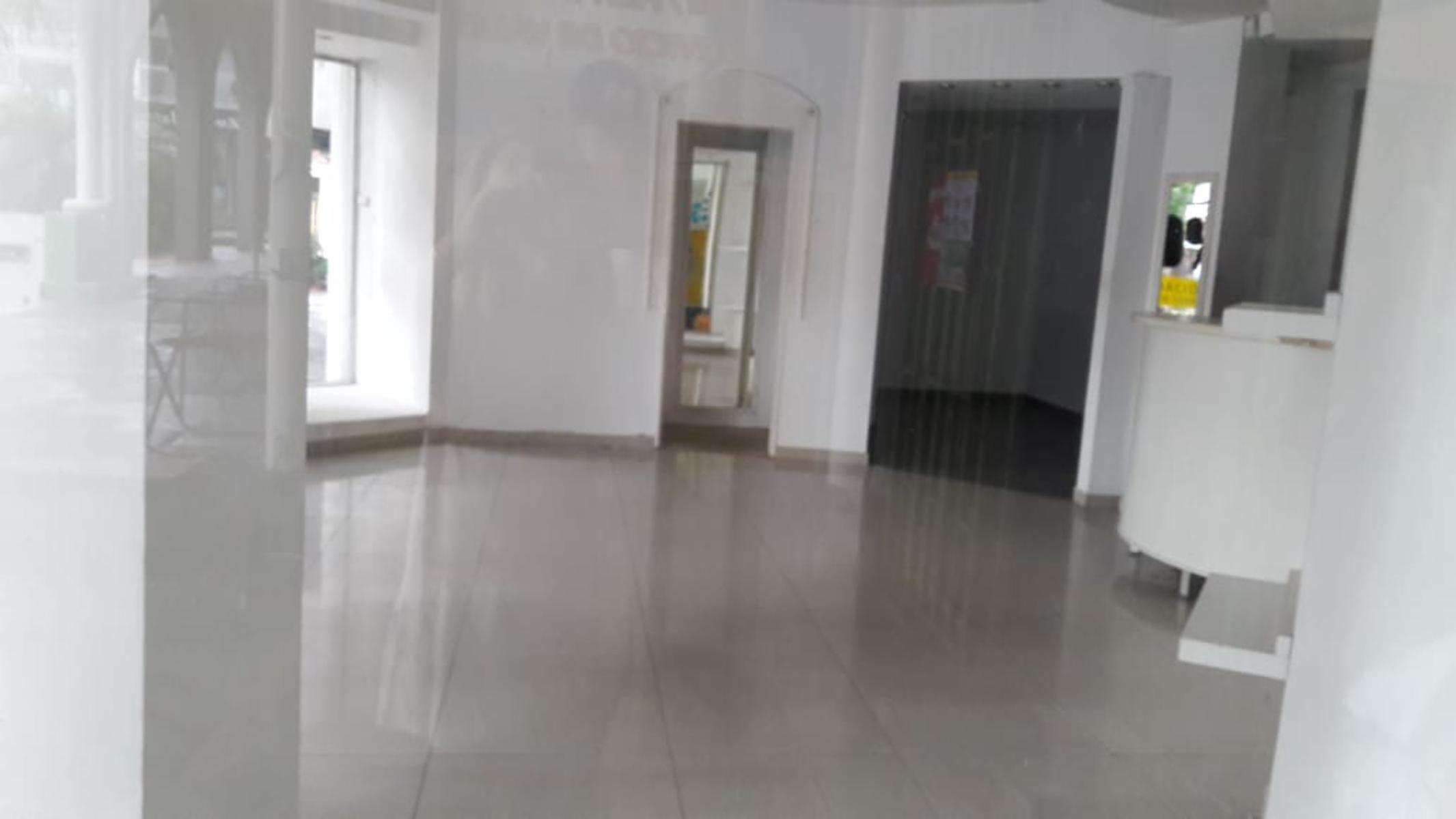 ALQUILER LOCAL COMERCIAL . IDEAL VARIOS DESTINOS EN CUIDAD JARDIN - 4