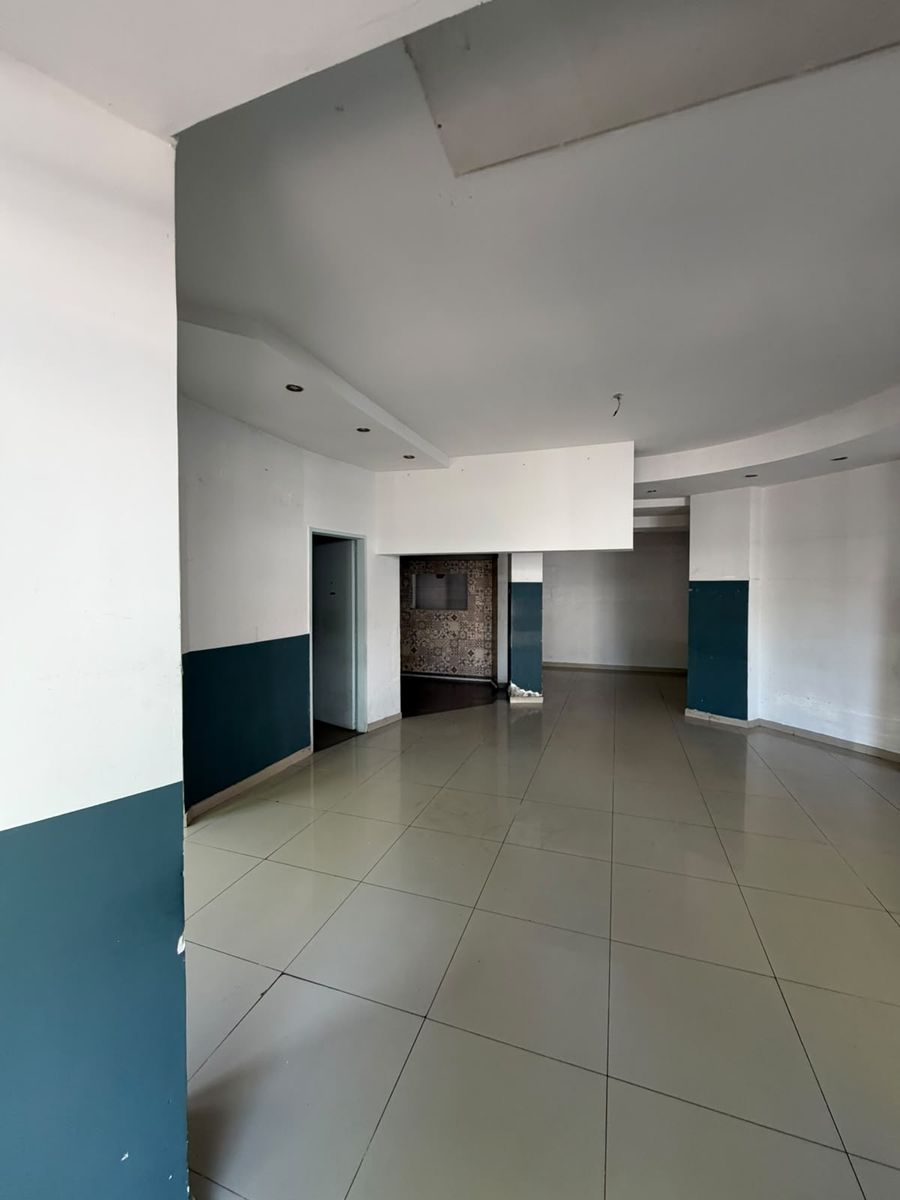 ALQUILER LOCAL COMERCIAL , EN PLENO CORAZON DE CUIDAD JARDIN. IDEAL VARIOS DESTINOS - 11