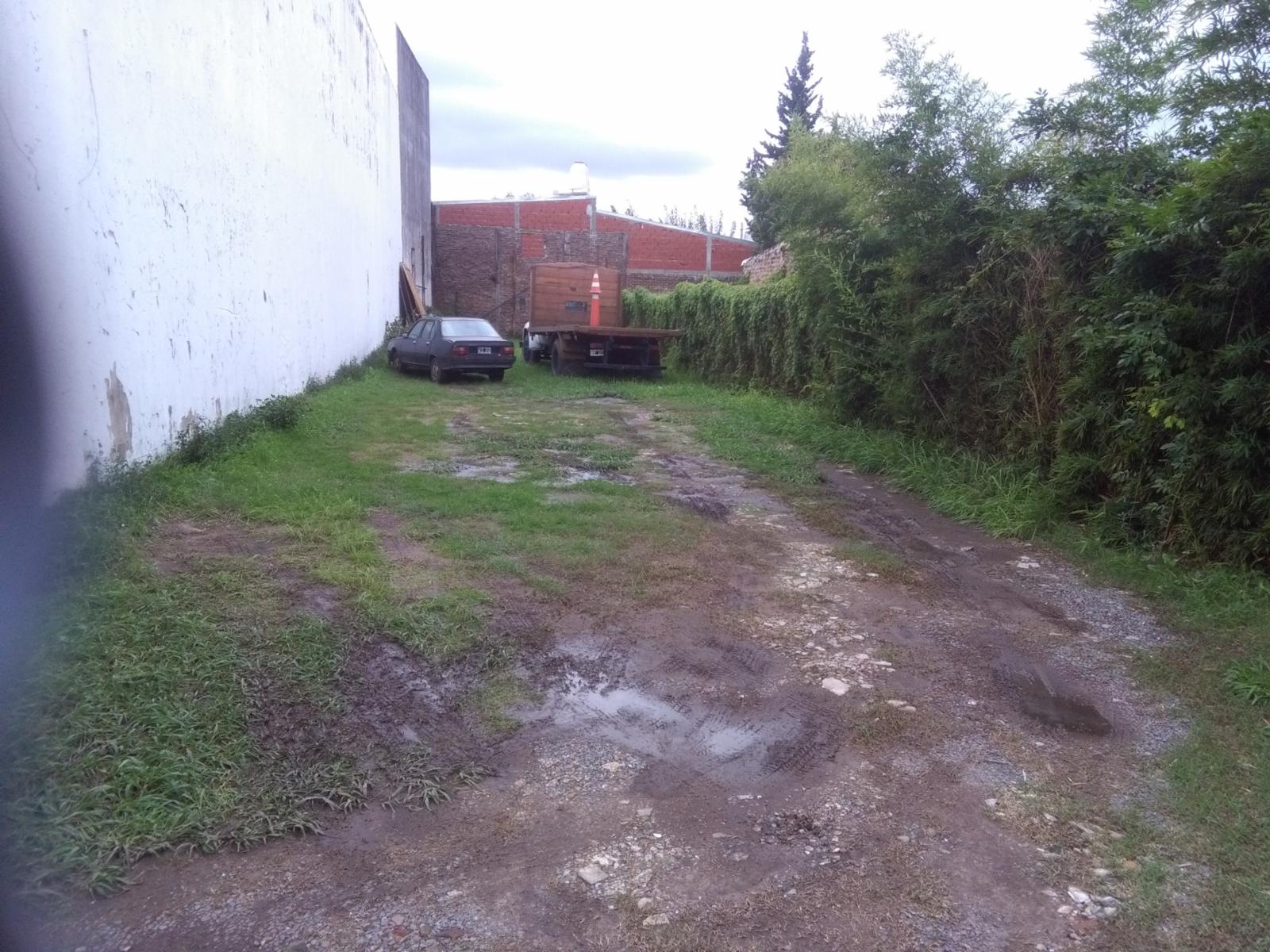 Ituzaingo: Lote 9 x 50 mts.
