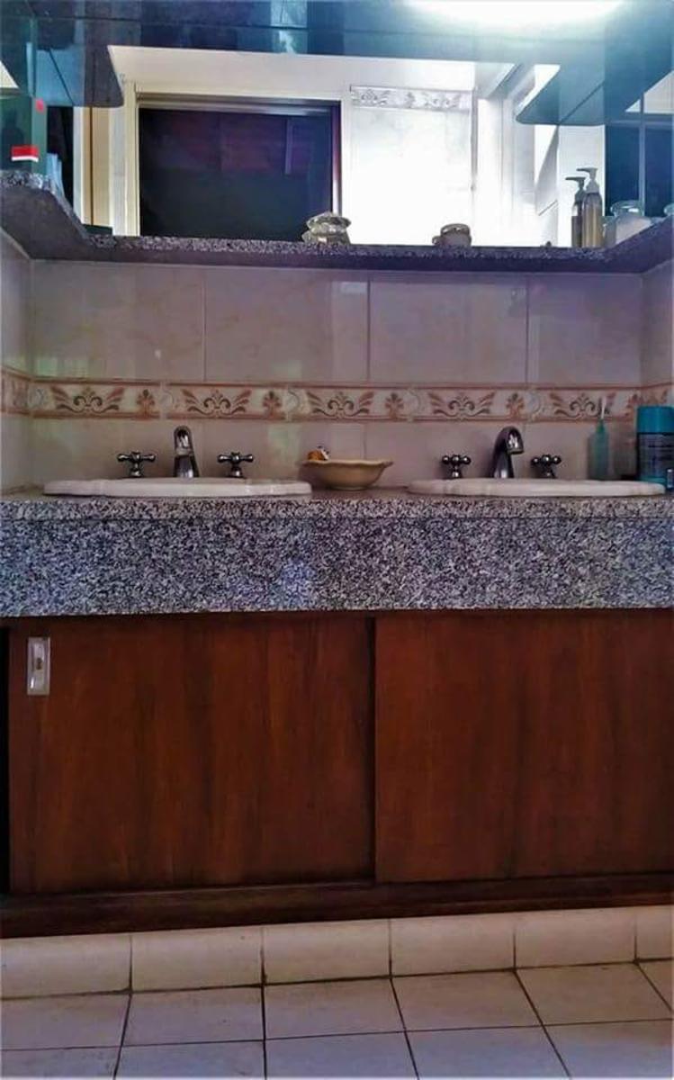 Impecable chalet en barrio cerrado — foto 9