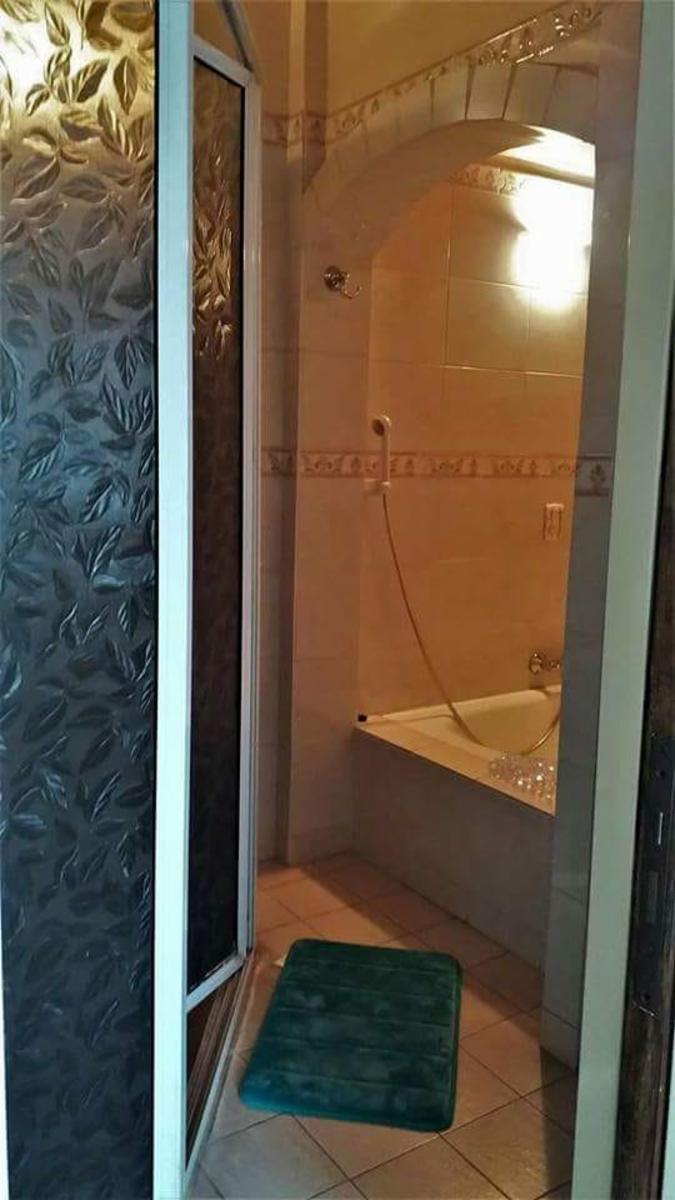 Impecable chalet en barrio cerrado — foto 10