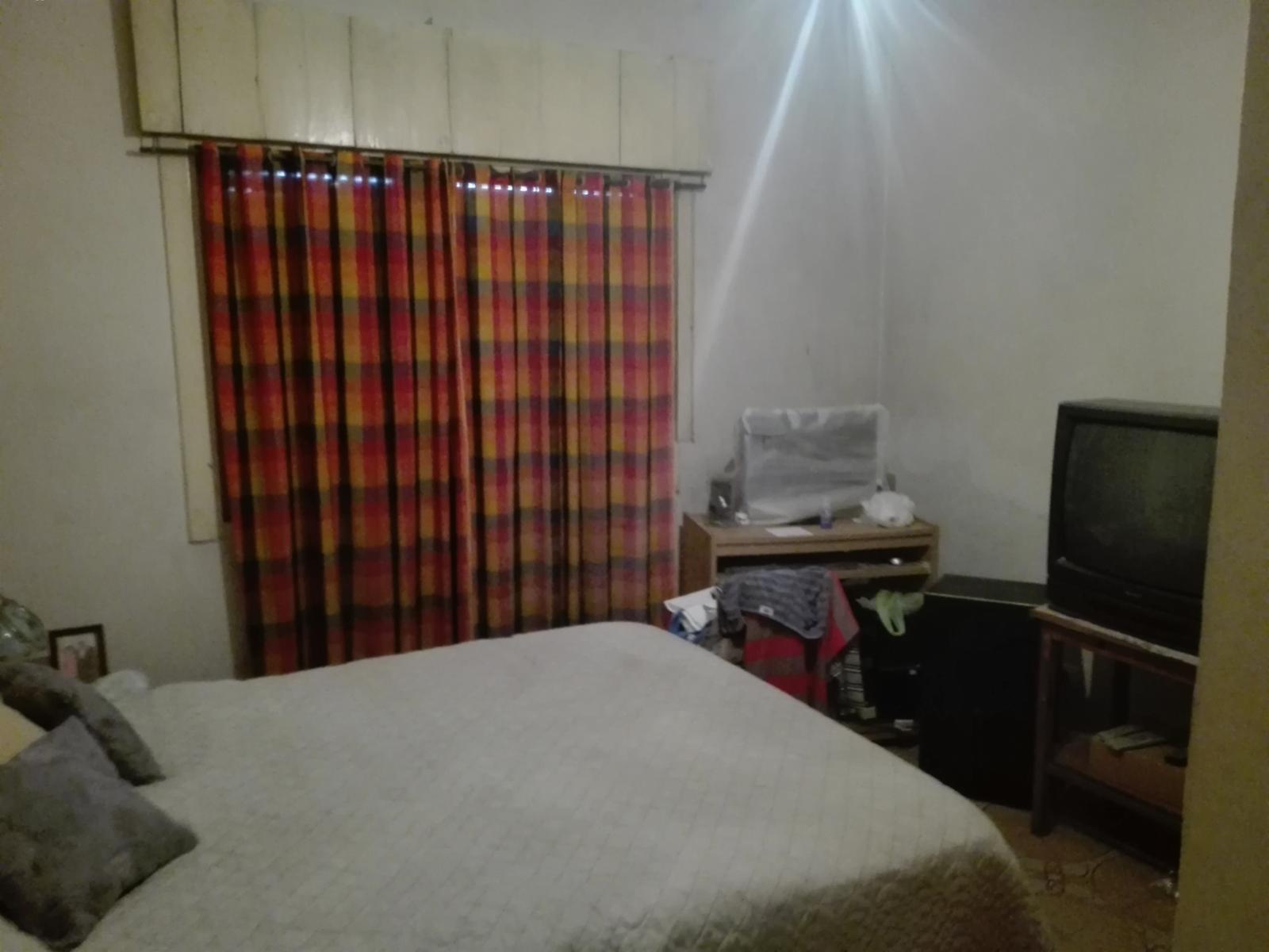 Castelar norte. Dos casas separadas de 3 ambientes cada una. Ideal 2 familias. — foto 10