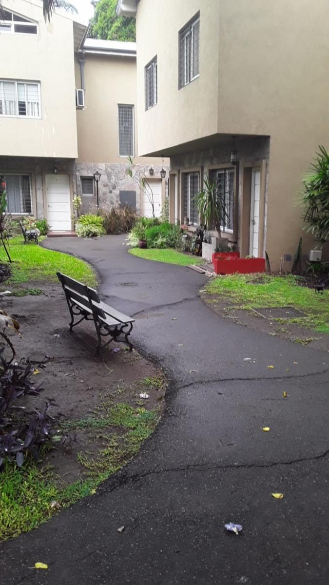VENTA IMPECABLE VIVIENDA EN BELLA VISTA — foto 2