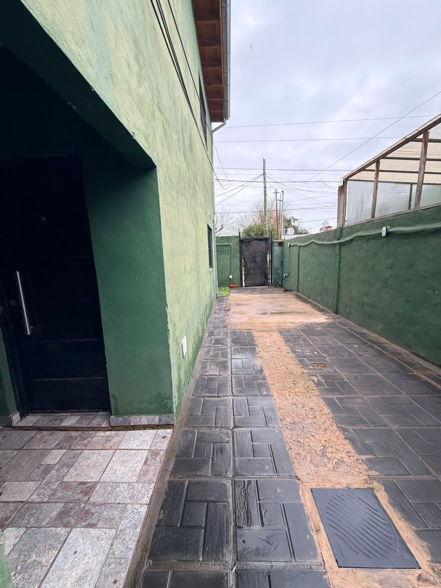 ALQUILER DEPARTAMENTO EN PLANTA ALTA. - 8