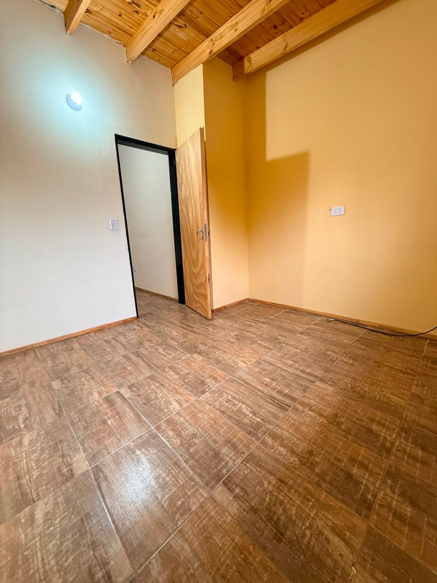 ALQUILER DEPARTAMENTO EN PLANTA ALTA. - 12