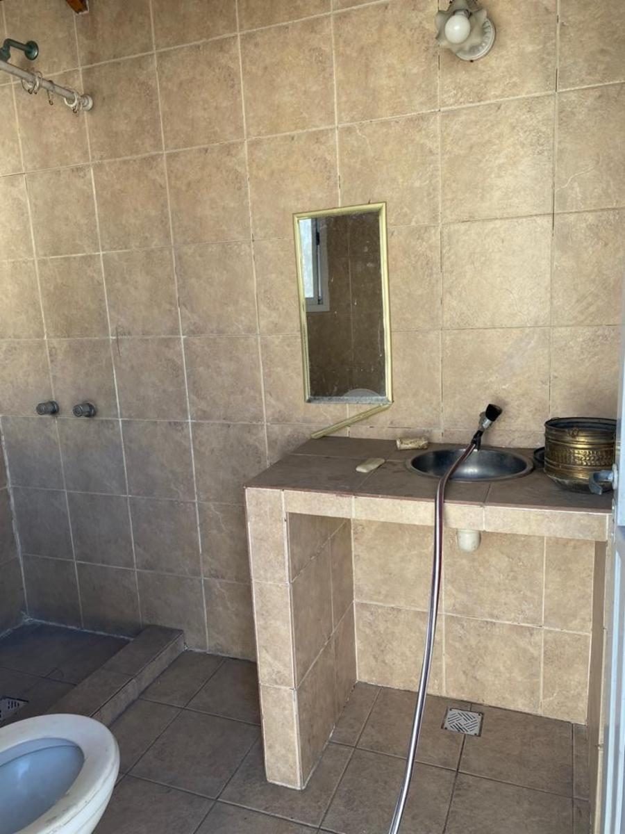 VENTA DE IMPORTE CASA EN LA ZONA DE FLORIDA OESTE. — foto 7