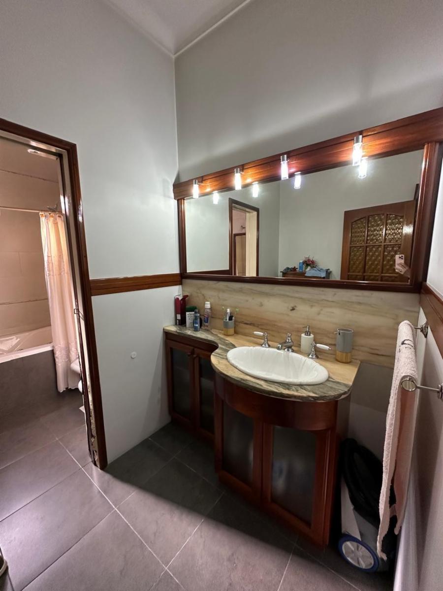 VENTA IMPORTANTE PROPIEDAD MAS DEPARTAMENTO EN PLANTA ALTA — foto 7