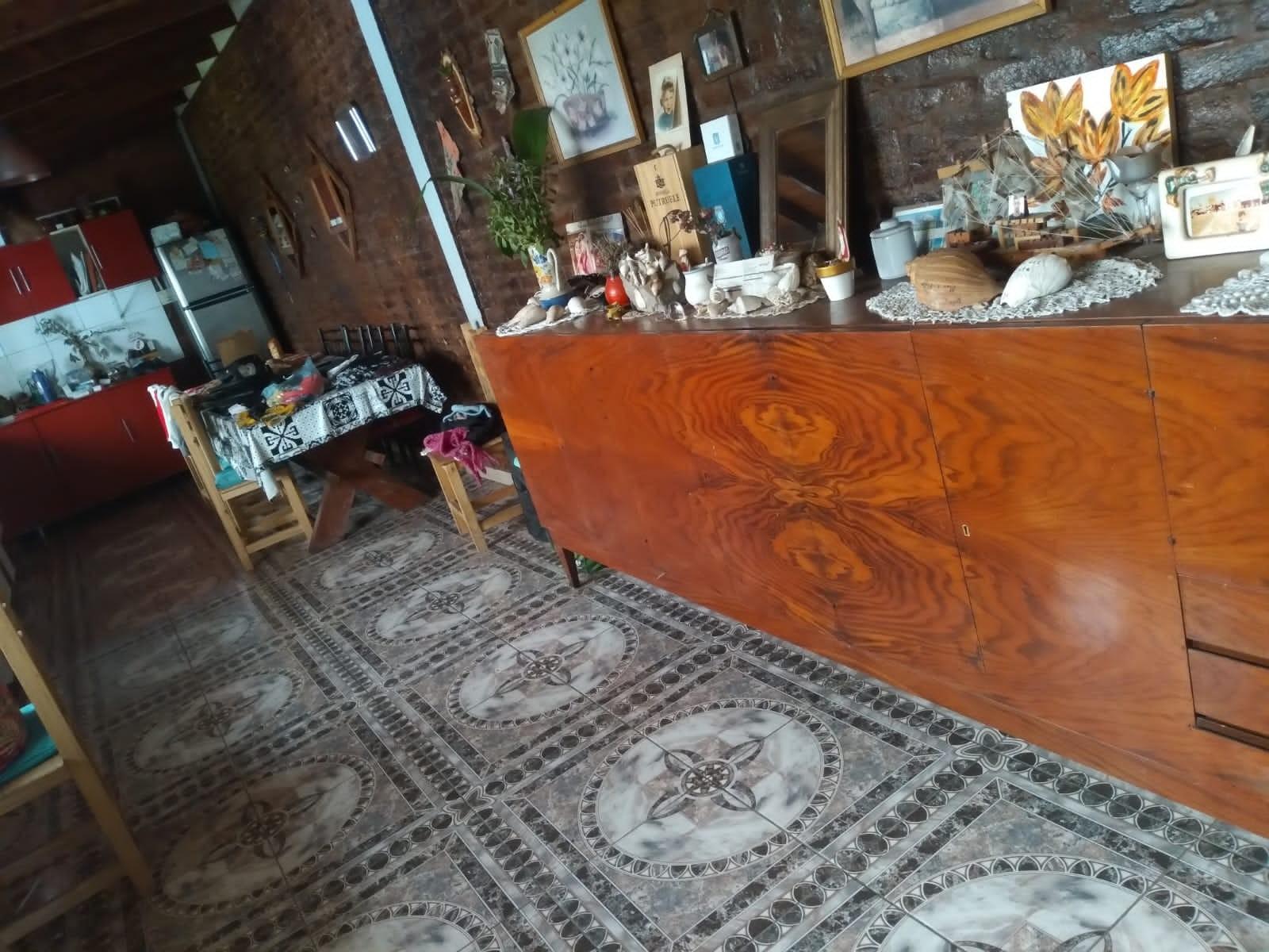 VENTA OPORTUNIDAD LOTE CON TRES PROPIEDADES. IDEAL VARIAS FAMILIAS — foto 8