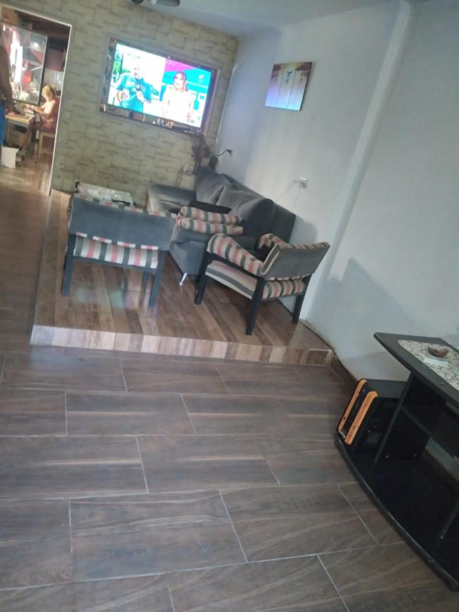 VENTA OPORTUNIDAD LOTE CON TRES PROPIEDADES. IDEAL VARIAS FAMILIAS — foto 9