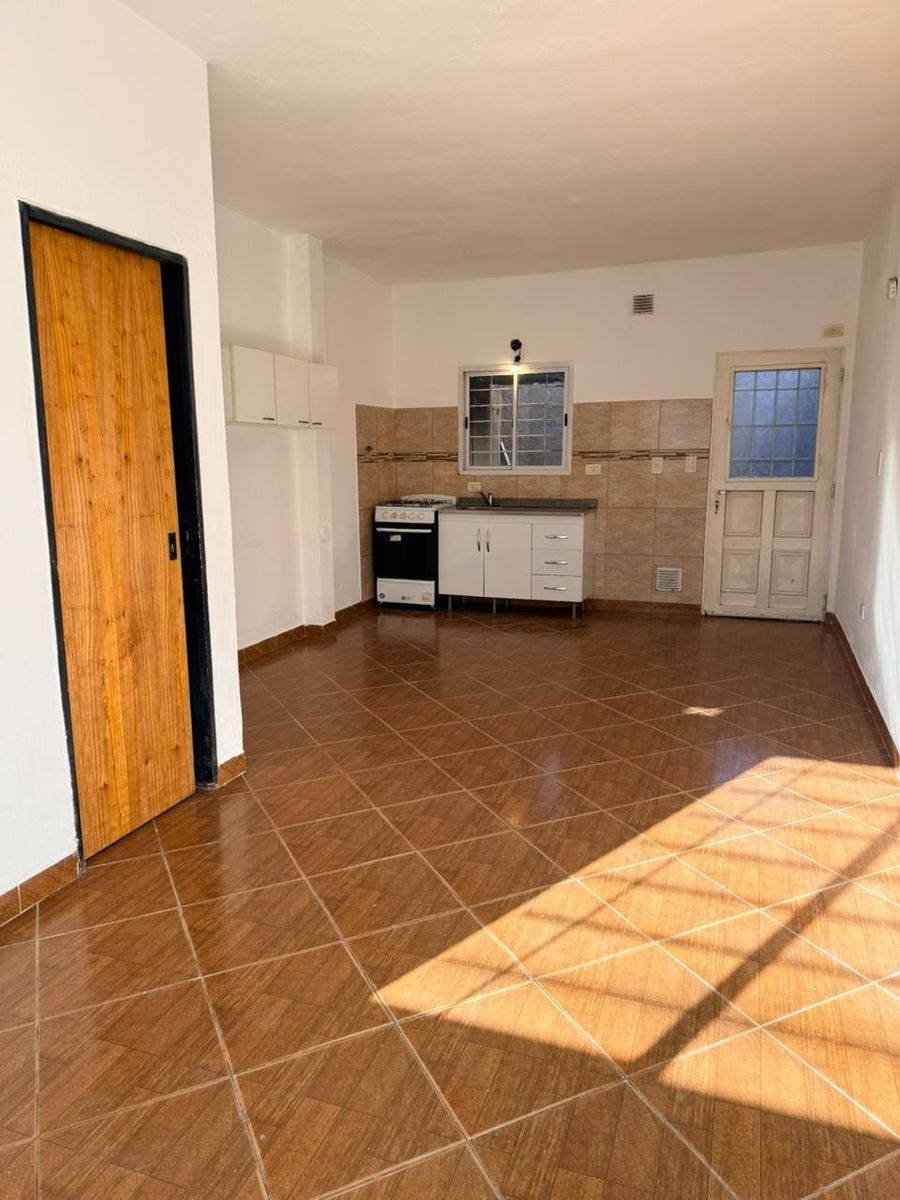 ALQUILER DUPLEX 3 AMBIENTES CON COCHERA - 5