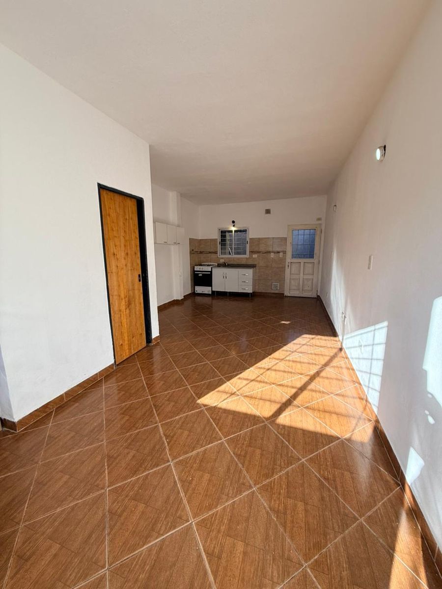 ALQUILER DUPLEX 3 AMBIENTES CON COCHERA - 6