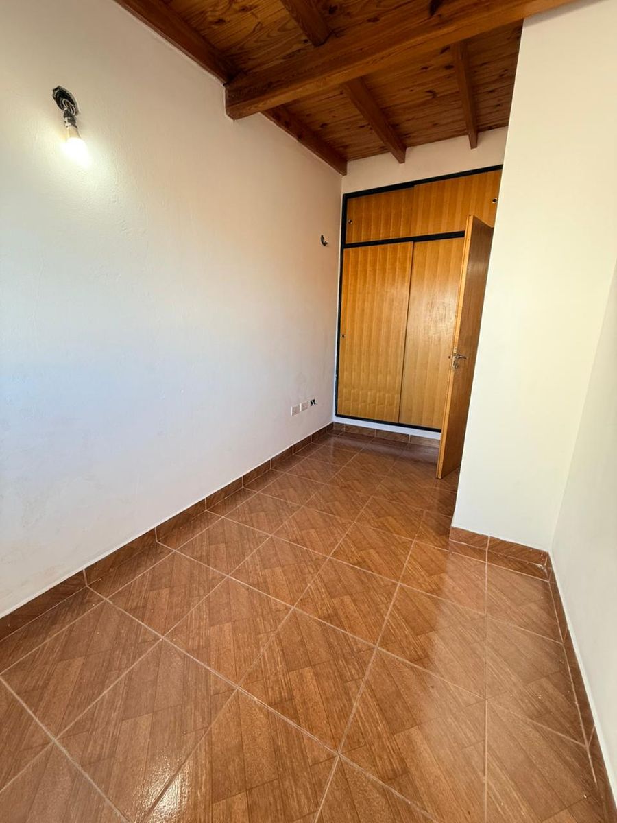 ALQUILER DUPLEX 3 AMBIENTES CON COCHERA - 11