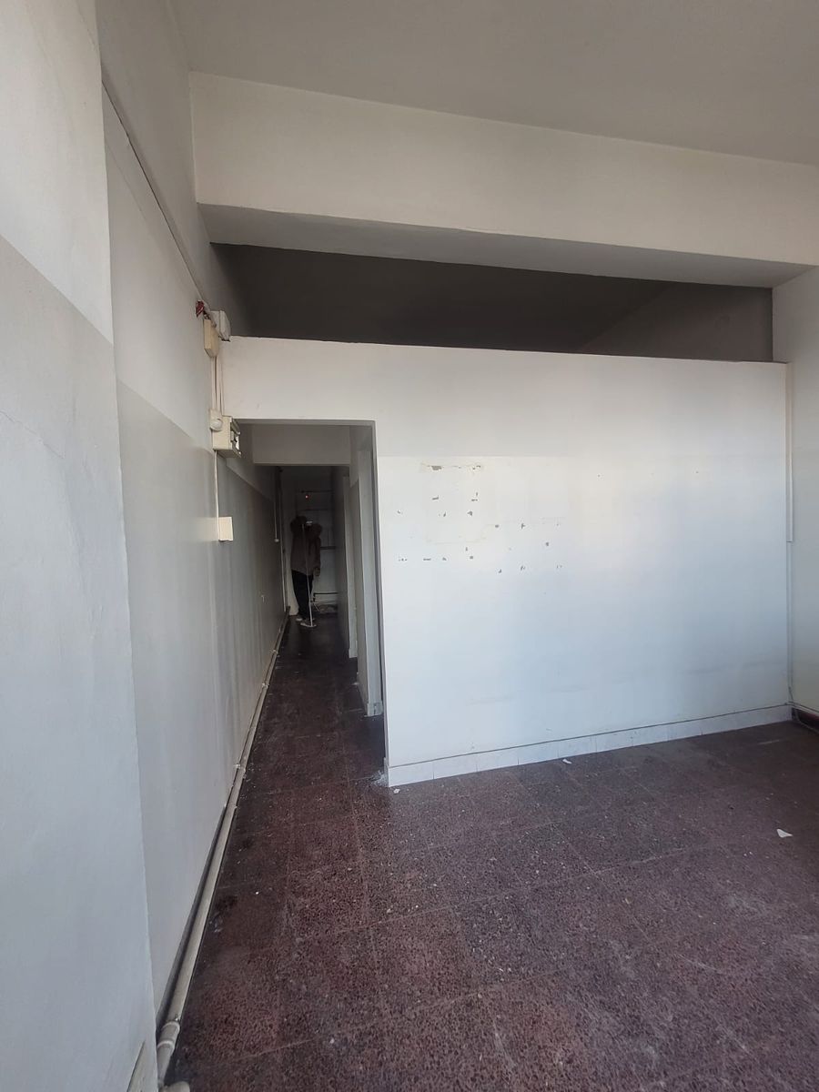 ALQUILER LOCAL COMERCIAL EN PASO DEL REY - 7