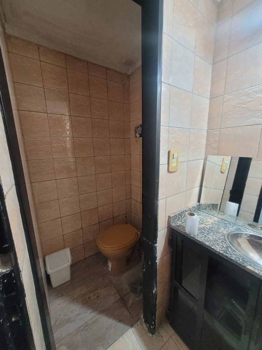 ALQUILER LOCAL COMERCIAL EN PASO DEL REY - 10