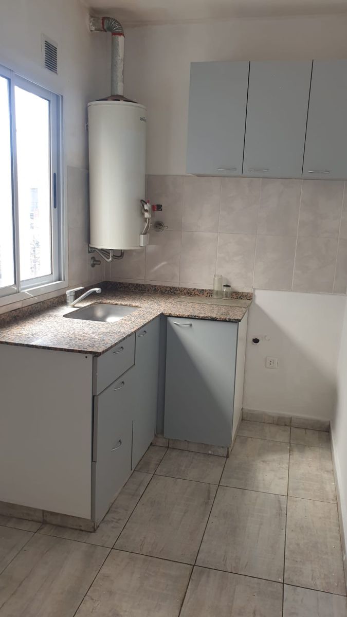 ALQUILER DPTO 2 AMBIENTES CON COCHERA - 7