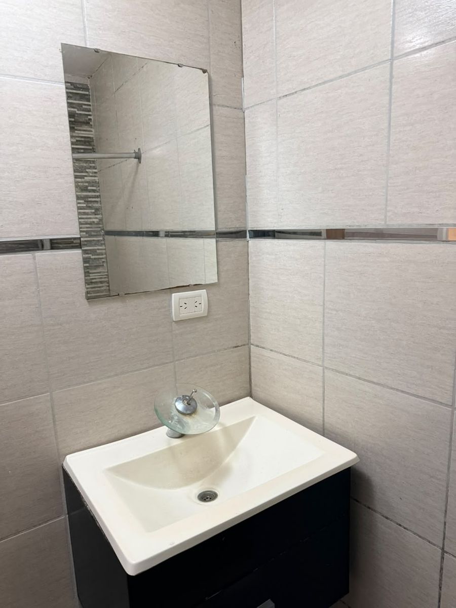 ALQUILER DPTO DOS AMBIENTES . BUENA UBICACION — foto 13