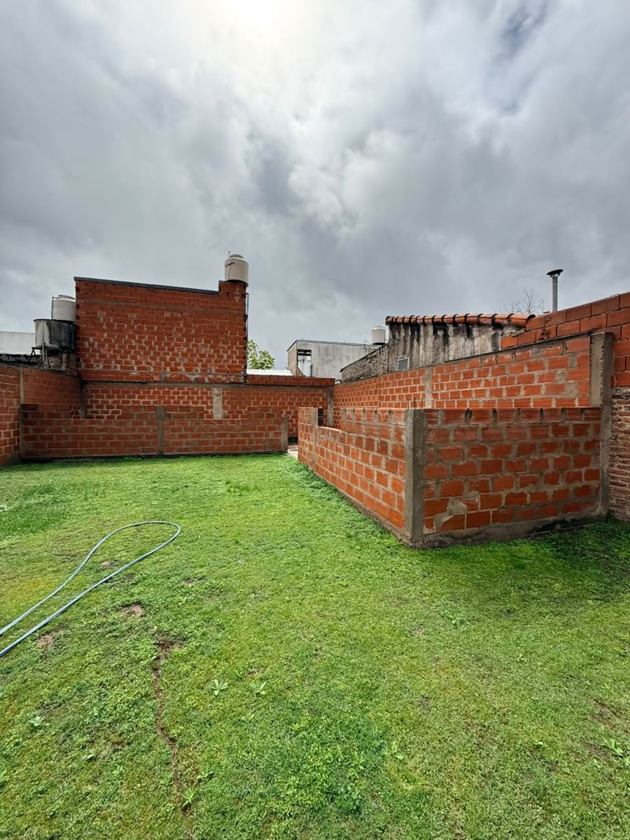 VENTA CASA TRES AMBIENTES A TERMINAR - 21