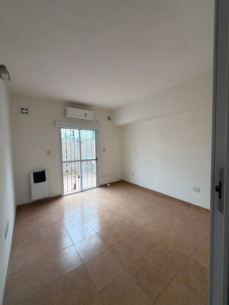 ALQUILER DPTO DOS AMBIENTES CON PATIO - 7