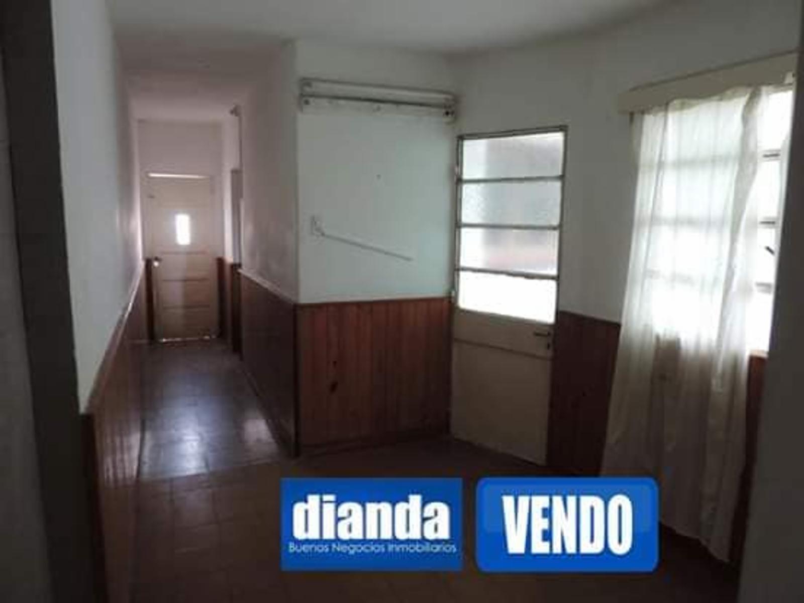 Hermosa Casa en Venta a una cuadra de la Plaza Principal - 4