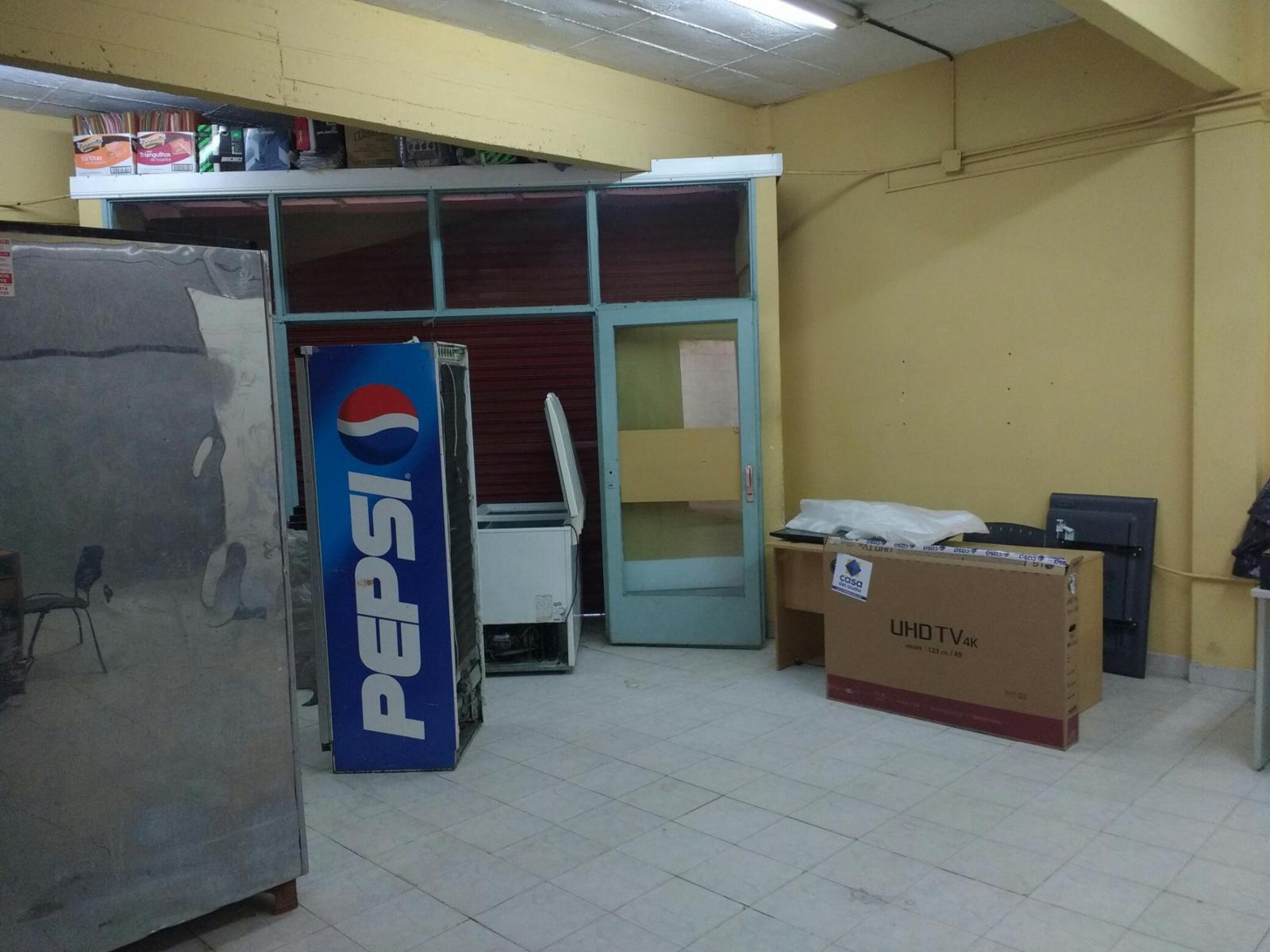 Venta local 110 metros 2 de losa apto comercial oficina deposito en Ituzaingo — foto 3