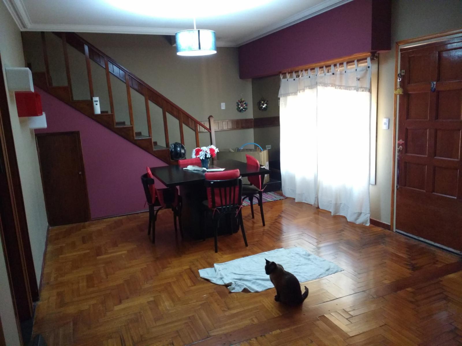 Venta casa chalet 2 pisos 6 ambientes 3 dormitorios doble cochera cubierta en El Palomar — foto 9