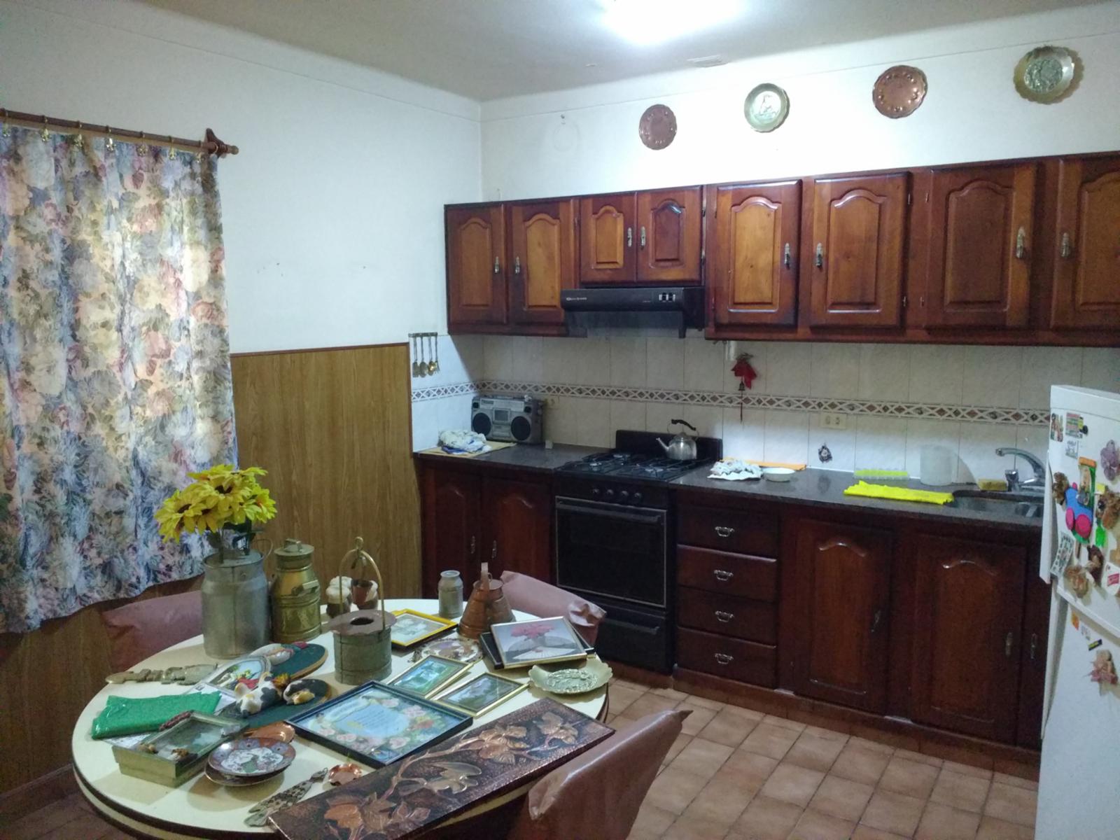 Venta casa chalet 2 dormitorios cochera parque quincho en San Antonio de Padua — foto 5