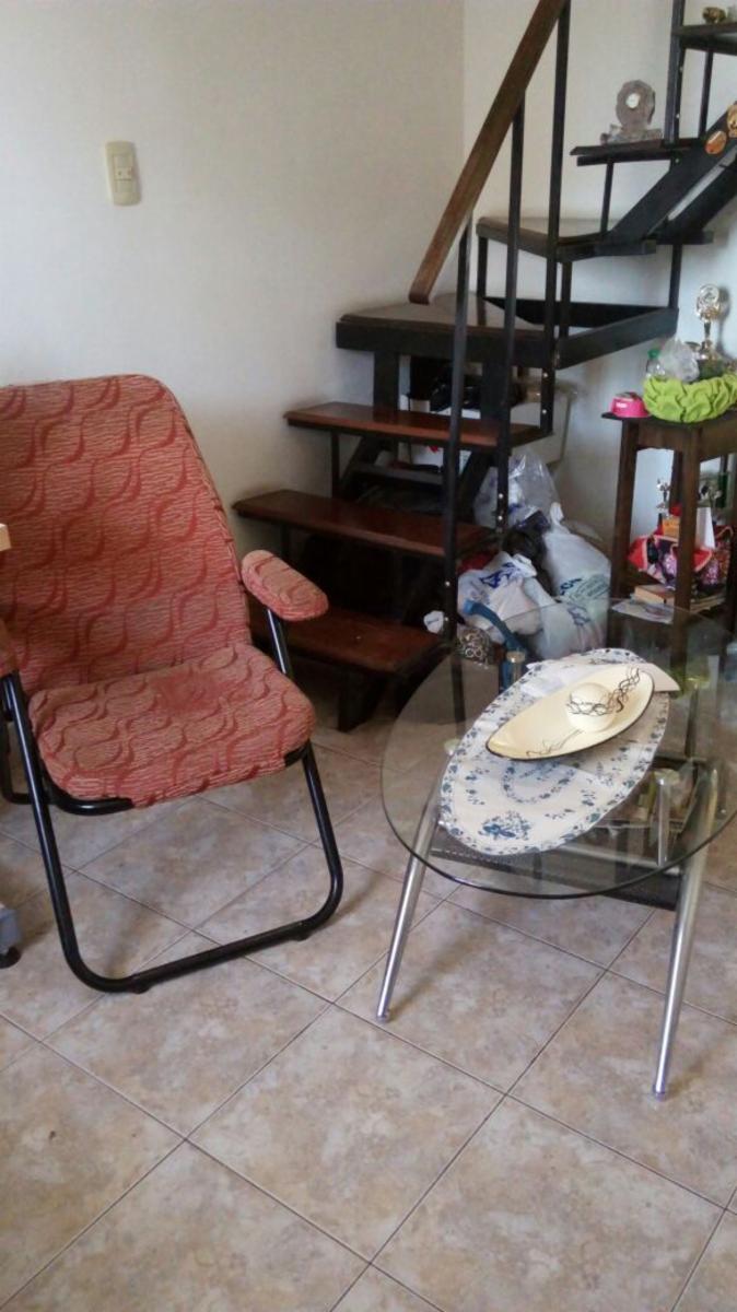 Venta dúplex 3 ambientes 2 dormitorios espacio cochera muy buen estado en Lomas del Mirador — foto 7