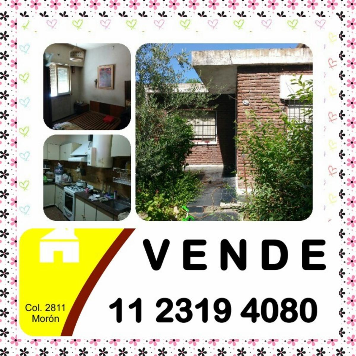 Venta casa 4 ambientes 2 dormitorios cochera cubierta 4 autos en Ituzaingó