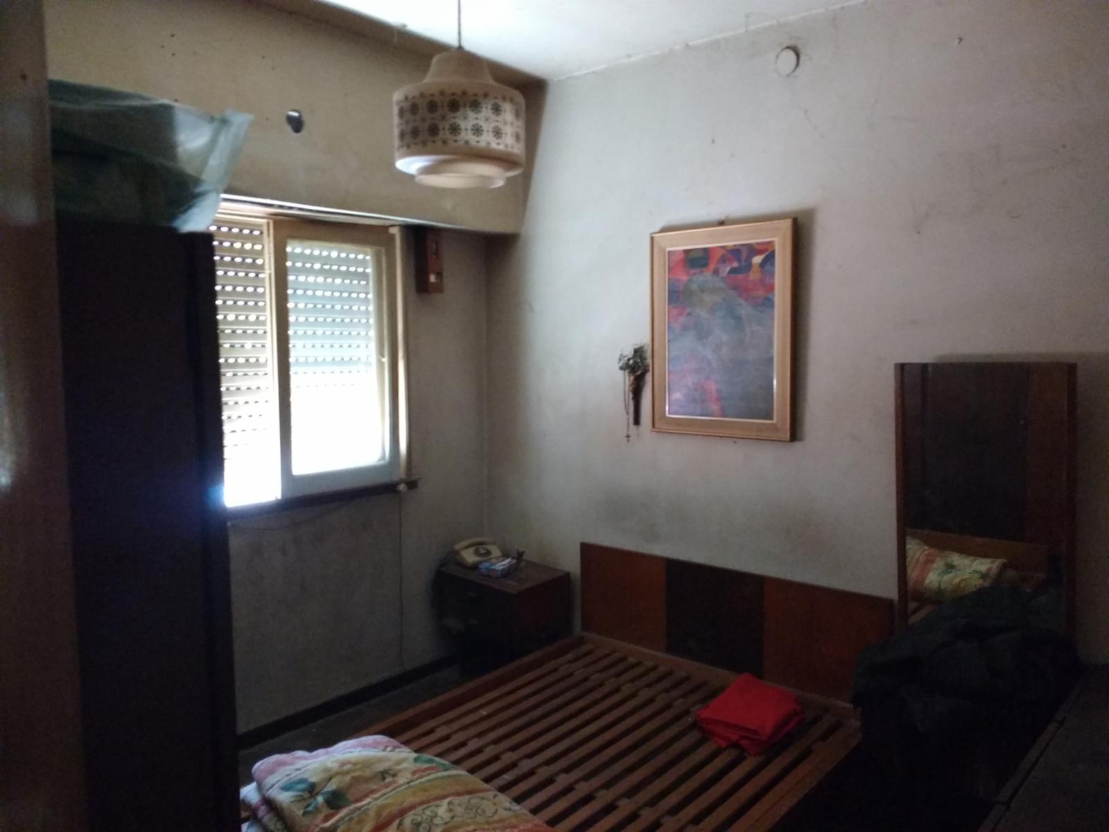Venta casa 4 ambientes 2 dormitorios cochera cubierta 4 autos en Ituzaingó — foto 7