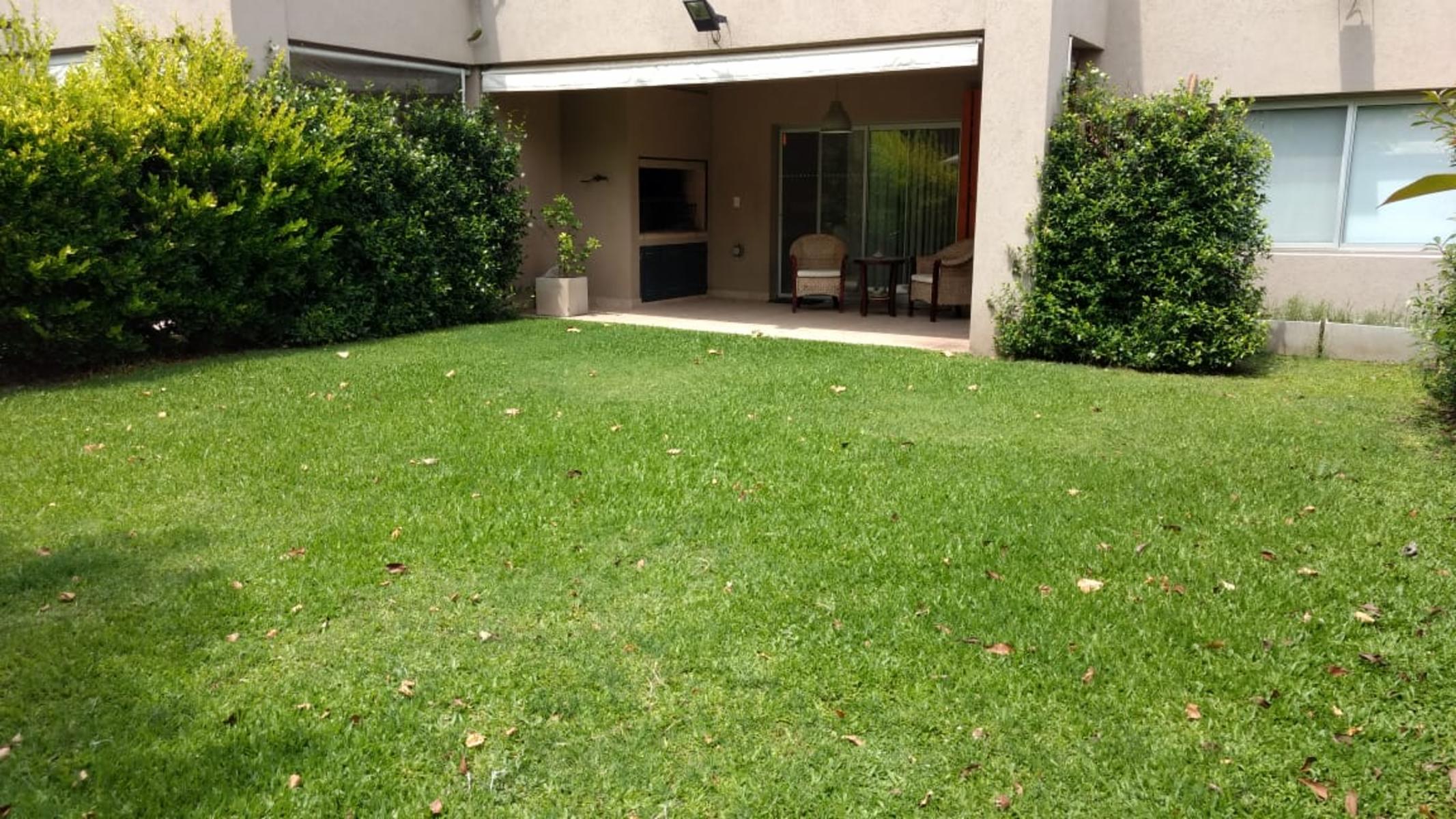 Venta Departamento Dormie PB 3 ambientes 2 dormitorios galeria parrilla jardin cochera en CC El Nacional — foto 9