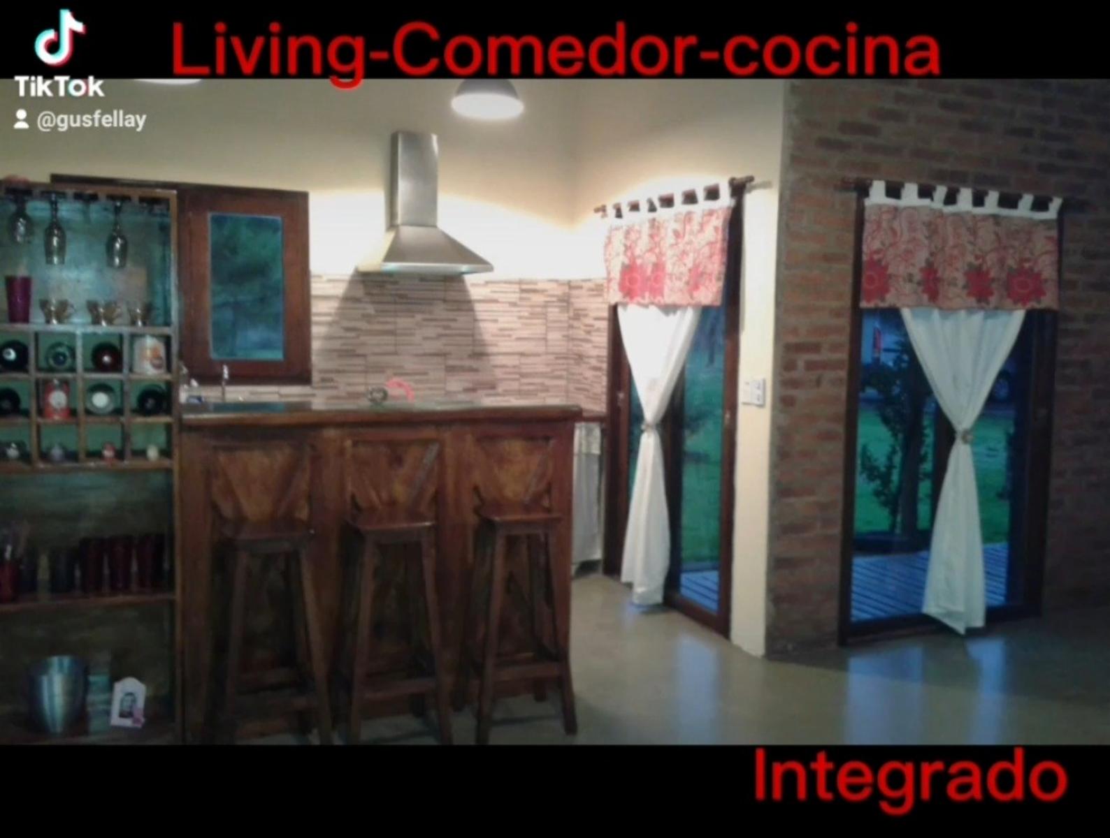 Excelente Casa Quinta con pileta - 2