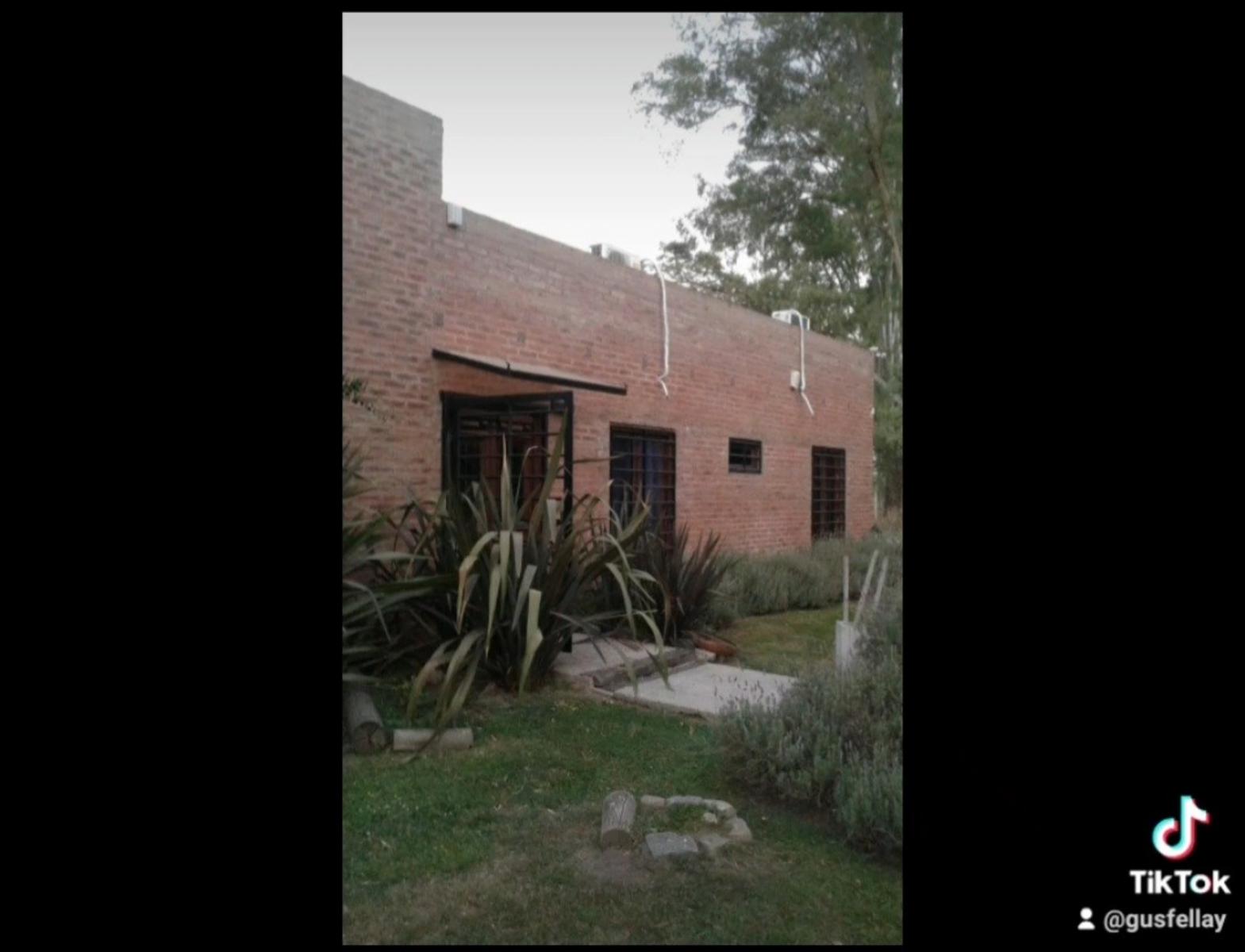 Excelente Casa Quinta con pileta - 8