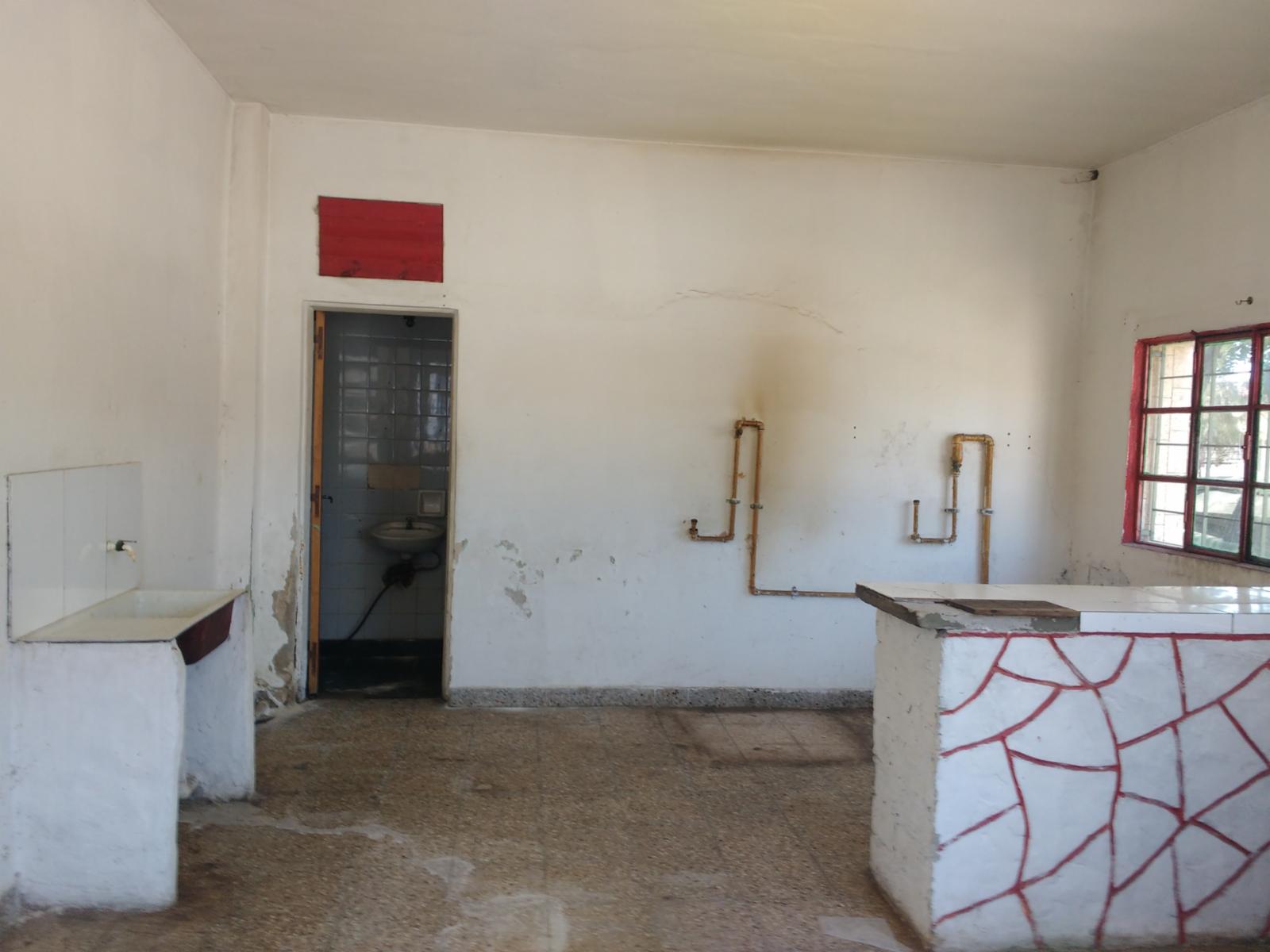 Venta de local en estratégica esquina sobre avenida — foto 3