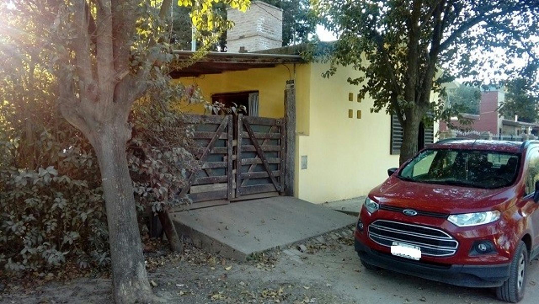 EXCELENTE CASA EN VALLE DE ANISACATE — foto 4