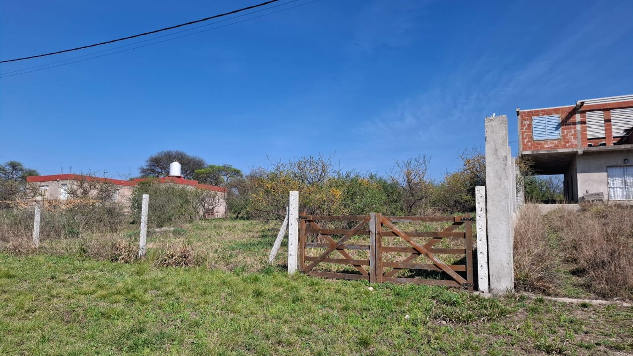 DOS LOTES VALLE DE ANISACATE — foto 6